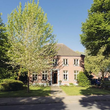 Hotel Altes Pfarrhaus Geldern Exterior foto